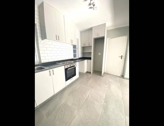 2 BEDROOM APARTMENT RENTED IN FRESNAYE